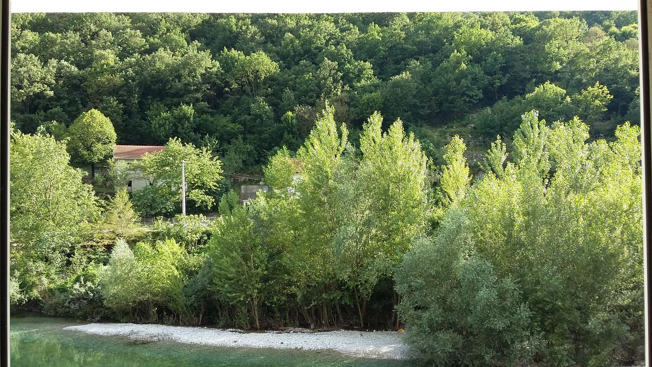 Motel And Restaurant Odusak Dreznjak Exterior photo